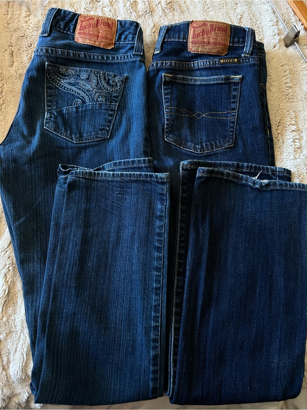 Lucky Brand Women's Dark Blue Straight Leg Jeans - Twin Pair